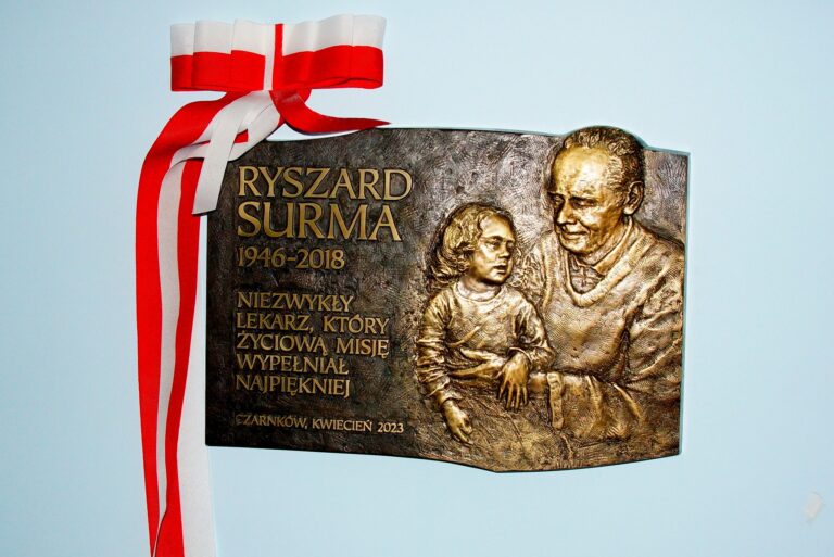 Taki patron to zaszczyt i zobowiązanie. Doktor Ryszard Surma już czuwa nad czarnkowskim szpitalem