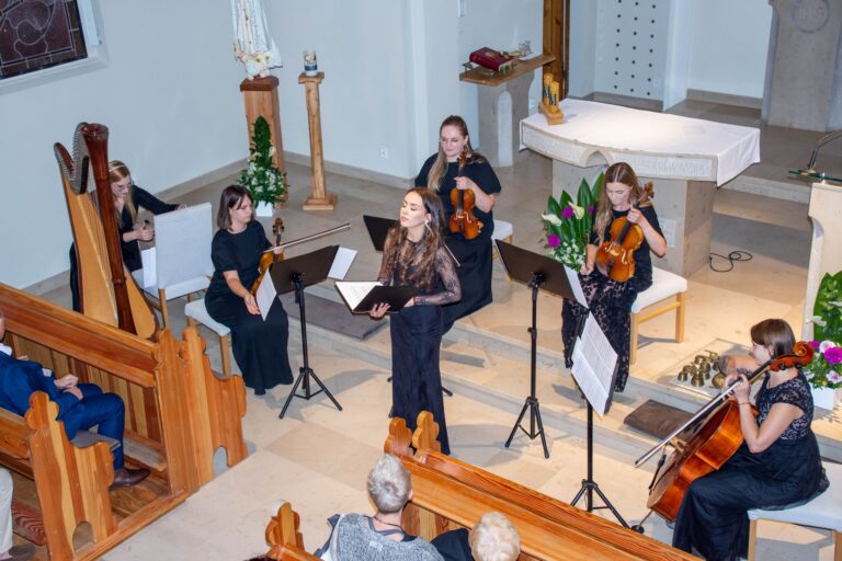 Koncert inauguracyjny festiwalu "Ave Maria" w Jerzykowie<br>
<i>Fot. Robert Domżał/Urząd Miasta i Gminy Pobiedziska</i>